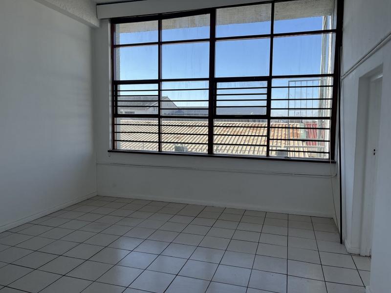 To Let Commercial Property for Rent in Paarden Eiland Western Cape